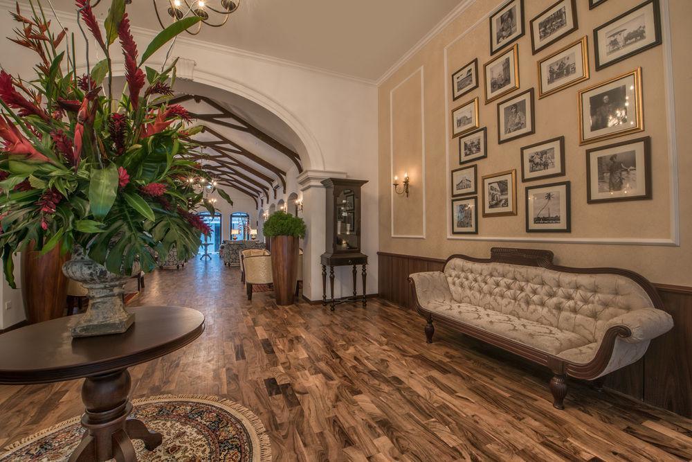 Hotel Park Street 4*