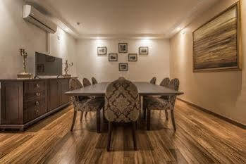 Hotel Park Street 4*